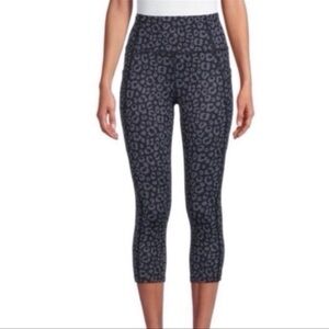 Avia High Waisted Leopard Print Activewear Capri Leggings